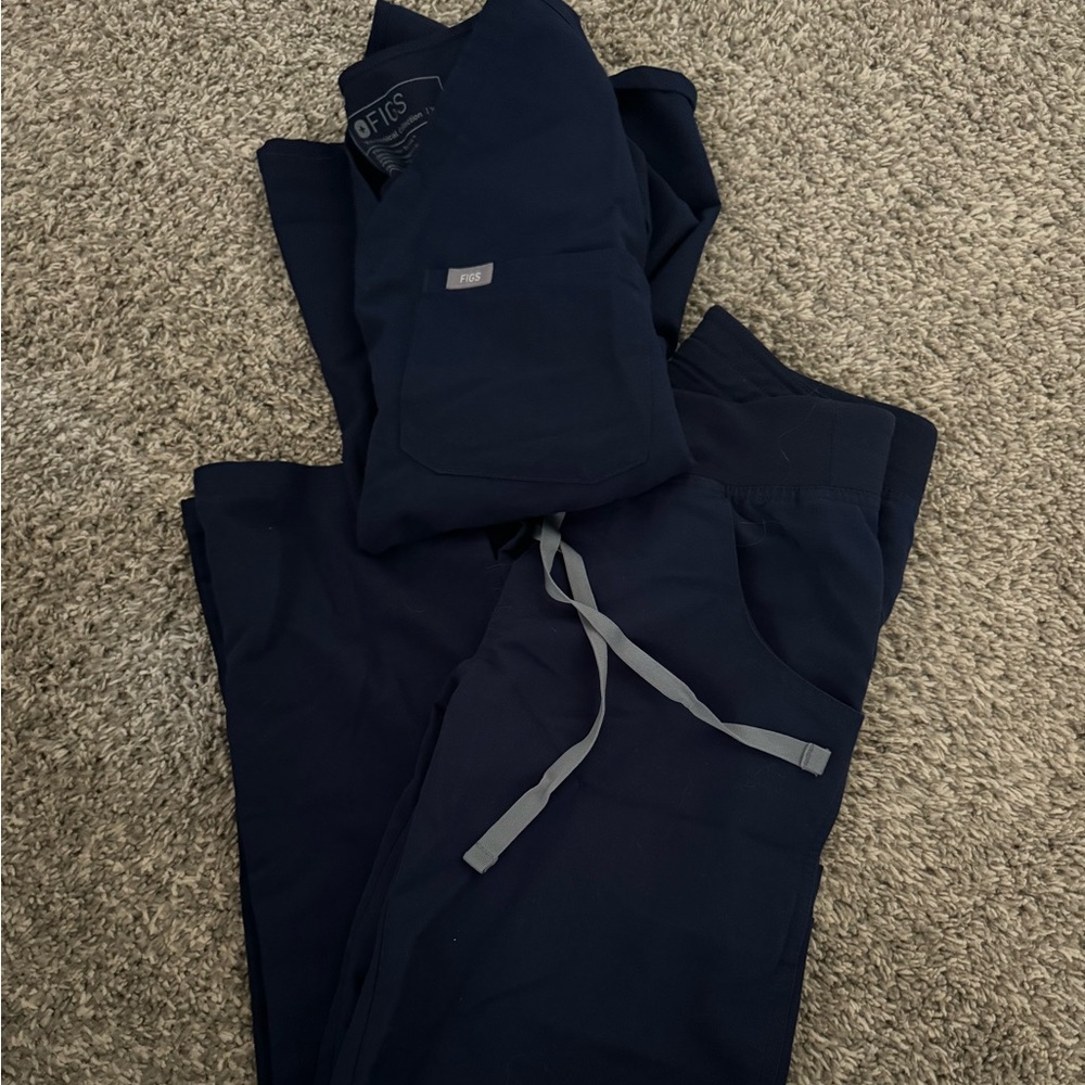 Navy figs set- XXS. One pocket top, Kade regular scrub bottoms
